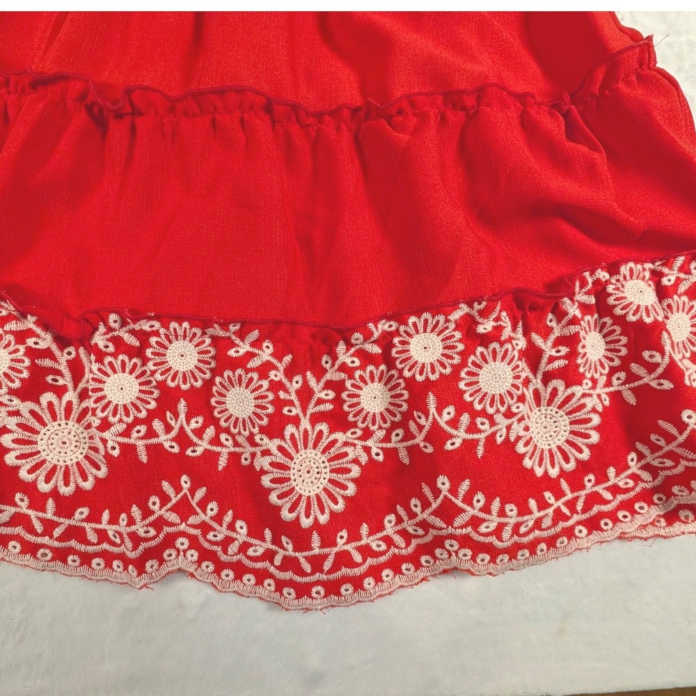 In Girl Kids Red Smocked Tiered Dress Floral Embroidered Hem Size 5 NWT - Picture 3 of 7